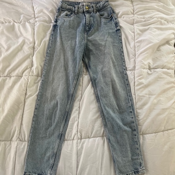 ZARA light wash mom jeans size 0 - Picture 2 of 4